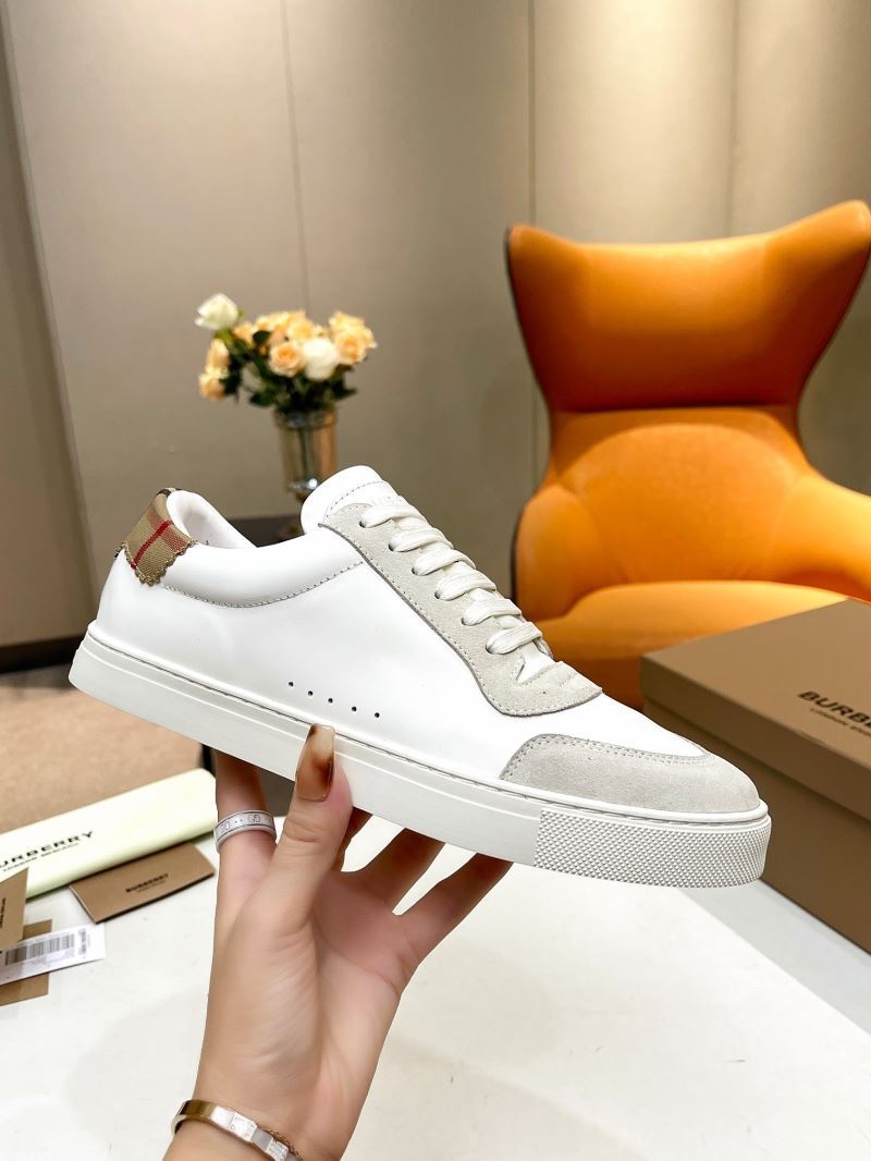 Burberry Low Shoes